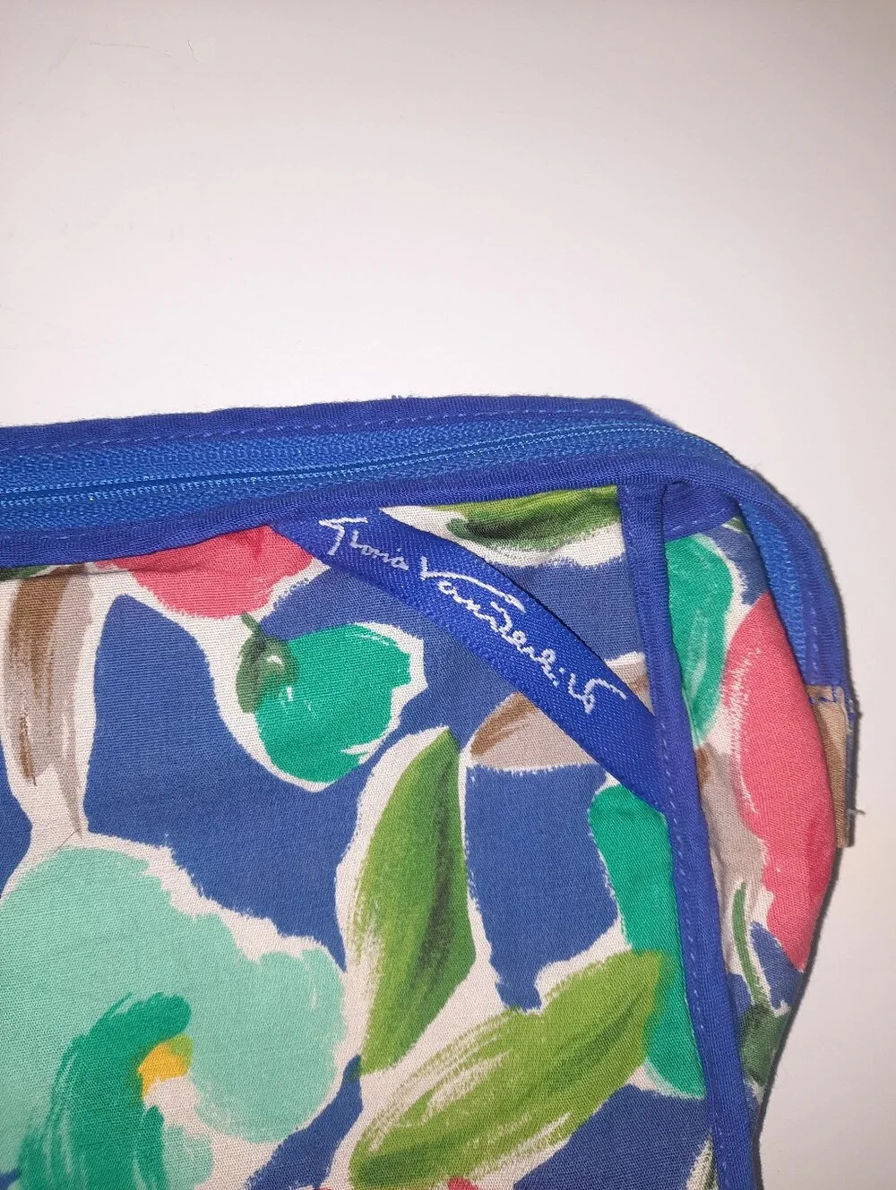 Vintage Gloria Vanderbilt Floral Blue Canvas Cosmetic Pouch
